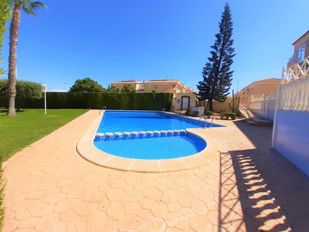 Casa Alegria Apartment With Pool Torrevieja Exterior photo